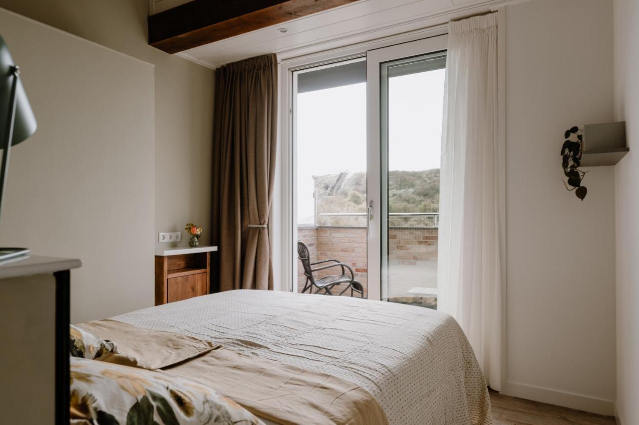 Duinvilla Aan De Zee B&B ザウテランデ エクステリア 写真